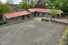 Banken-Immobilien.de - Freistehendes Einfamilienhaus mit Reitsportanlage - 4396m² Grundstück